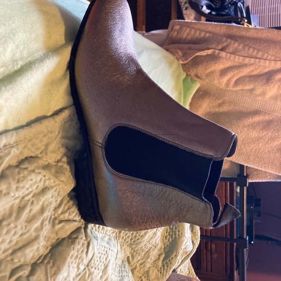 Gold booties new! - Picture 8 of 12